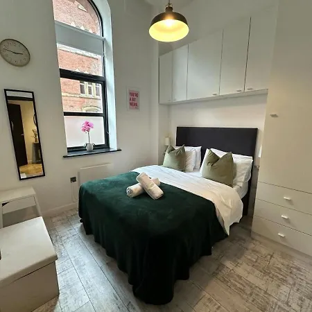 Modern 2 Bed Centre Apartamento