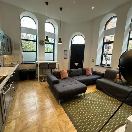 Апартаменты Modern 2 Bed Centre Лидс